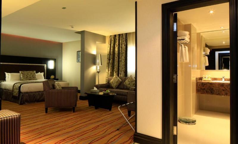 Ewaa Express Hotel - Al Olaya Rijád Kültér fotó